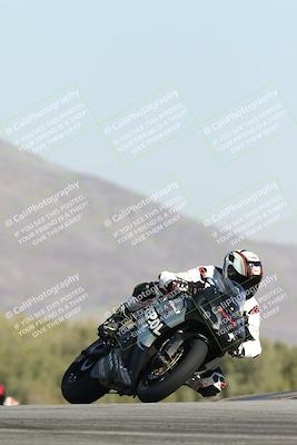 media/Dec-01-2025-Moto Forza (Mon) [[2daa91e15f]]/2-Intermediate Group/Session 2 Turn 9 Entry/